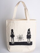 「ヴァンパイア騎士 トートバッグ」の裏面。(c)樋野まつり／白泉社