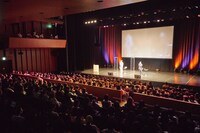「京都国際マンガ・アニメフェア2022」より、ステージイベントの様子。