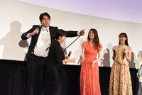 伊礼姫奈の剥がしに入るジャンボたかお。