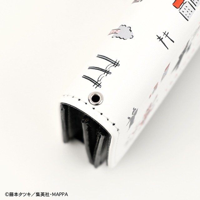 TVアニメ「チェンソーマン」と、イラストレーター・鬼頭祈がコラボしたミニウォレット。