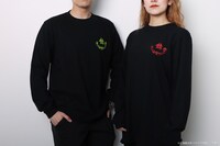 「ベルセルク 蝕 ロングスリーブTシャツ」着用イメージ