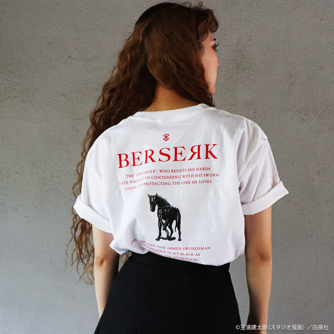 ベルセルク」ガッツ（犬）がTシャツに、胸元にはキャスカを護り抜く
