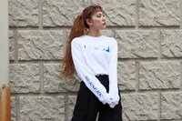 「ベルセルク グラフィックロングスリーブTシャツ グリフィス」