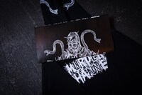 パーカーとポスター。