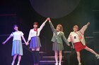 仲良くなりすぎないように注意？堀内まり菜ら出演の舞台「宇宙よりも遠い場所」本日開幕