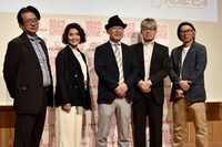 左からヤマトナオミチ監督、声優の甲斐田裕子、アニメプロデューサーで代表理事を務める植田益朗氏、アニメーターの北尾勝、声優の咲野俊介。
