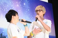 左から阿部敦、江口拓也。