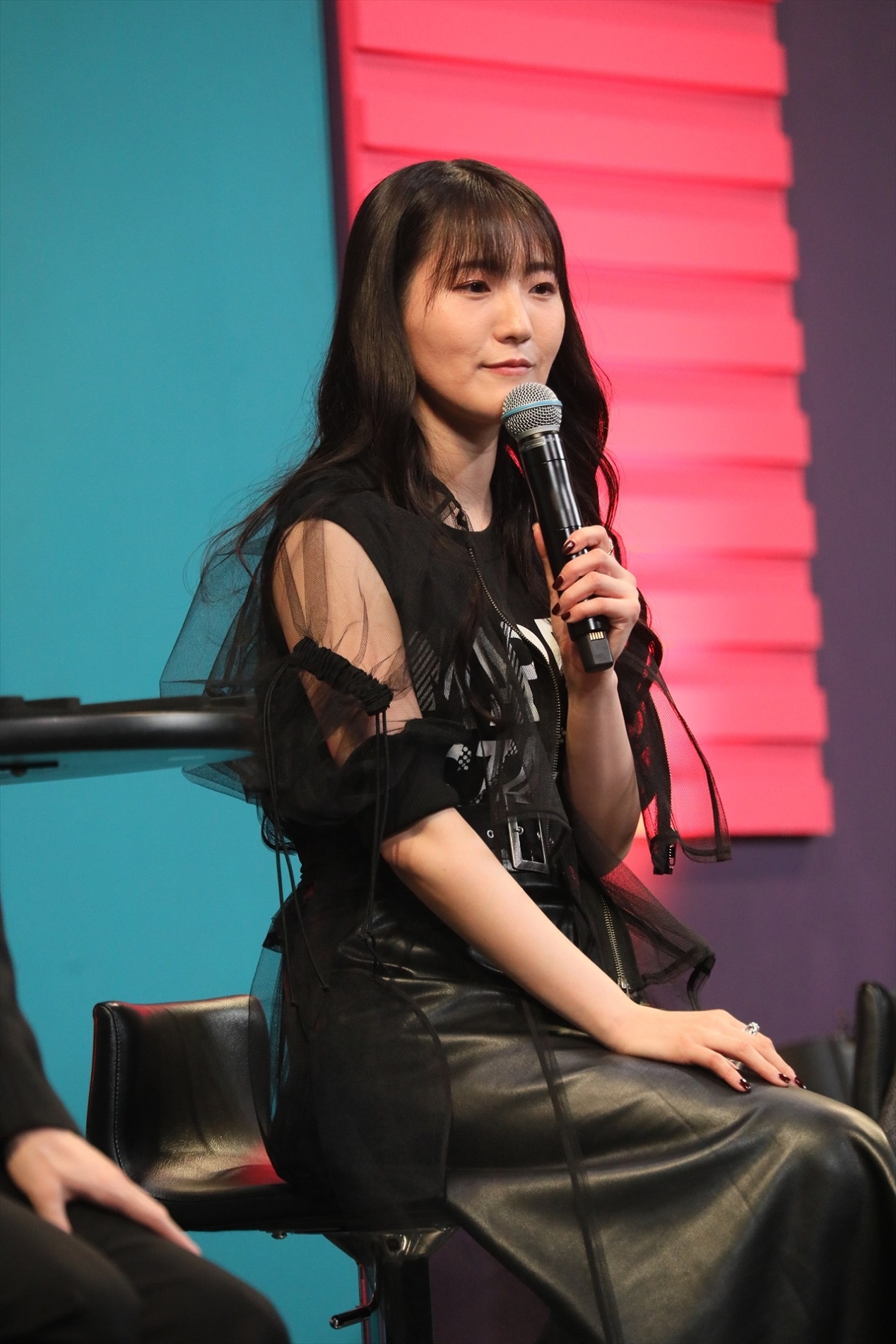 石川由依