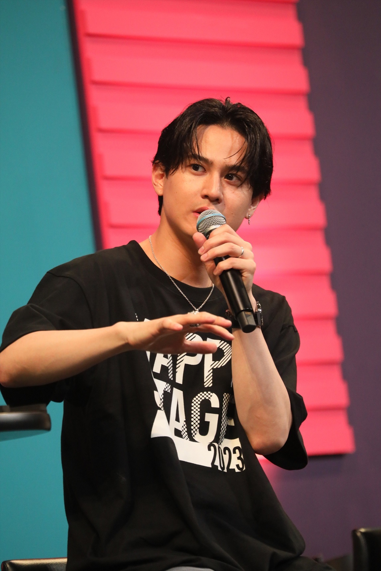 武内駿輔