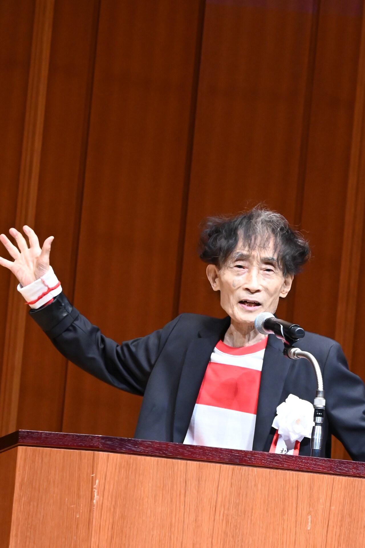 楳図かずおが88歳で死去　「おろち」「まことちゃん」などのマンガや多ジャンルで活躍