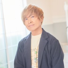 古谷徹による着用イメージ。