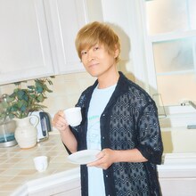 古谷徹による着用イメージ。