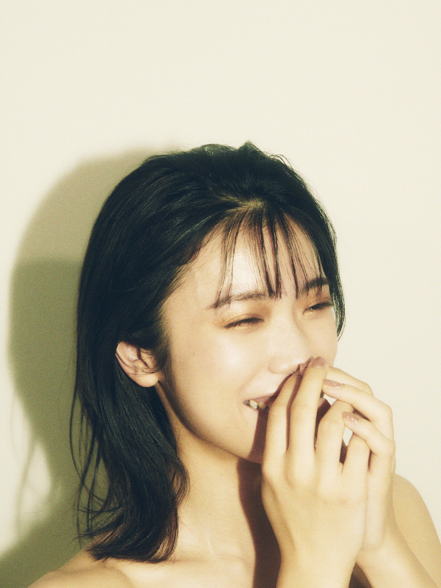 平田早苗役の美山加恋。 (c)ABC