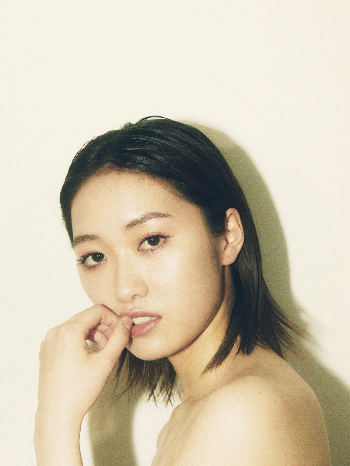 橋本明日美役の工藤遥。 (c)ABC