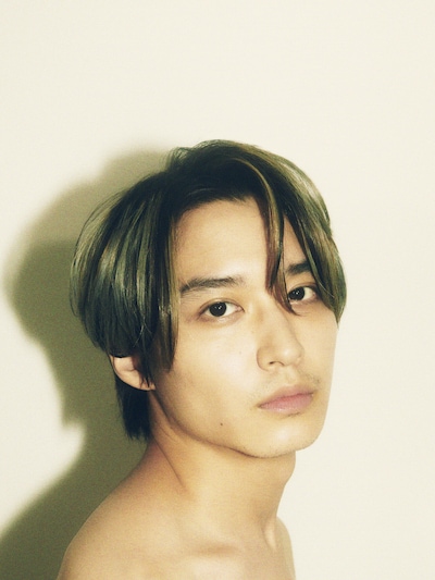 横山直己役の松岡広大。 (c)ABC