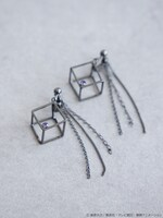 「ワールドトリガー キューブチャームイヤリング」