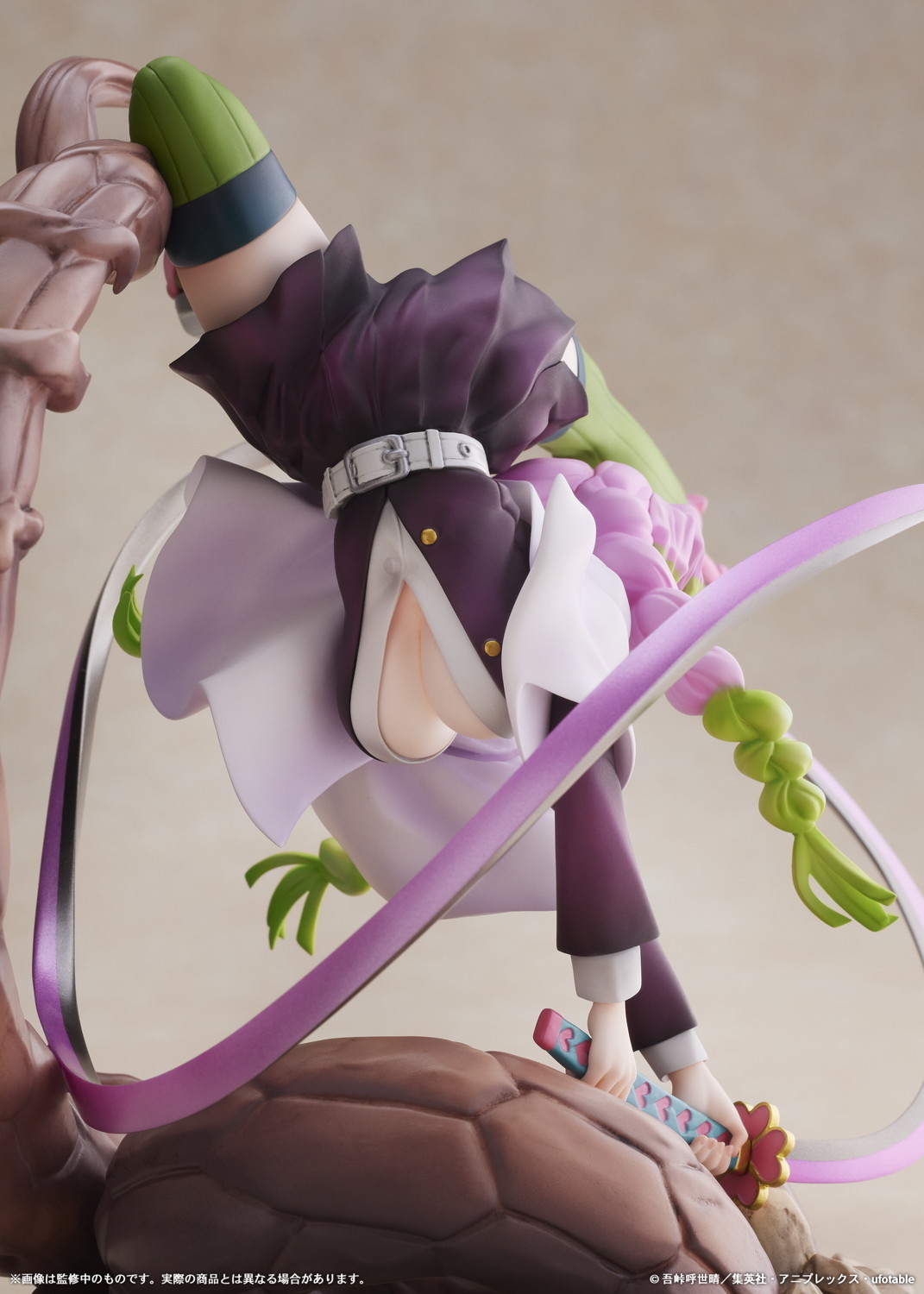 「甘露寺蜜璃 1/8スケールフィギュア」