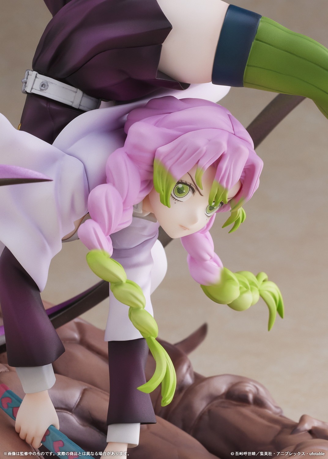 「甘露寺蜜璃 1/8スケールフィギュア」