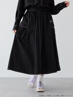 「ワールドトリガーワークスカート」着用イメージ