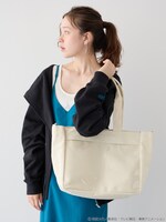 「ワールドトリガー クリアトートバッグ」使用イメージ