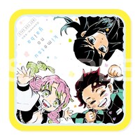 抽選で当たる「『鬼滅の刃』特製ハンドタオル」。(c)吾峠呼世晴/集英社