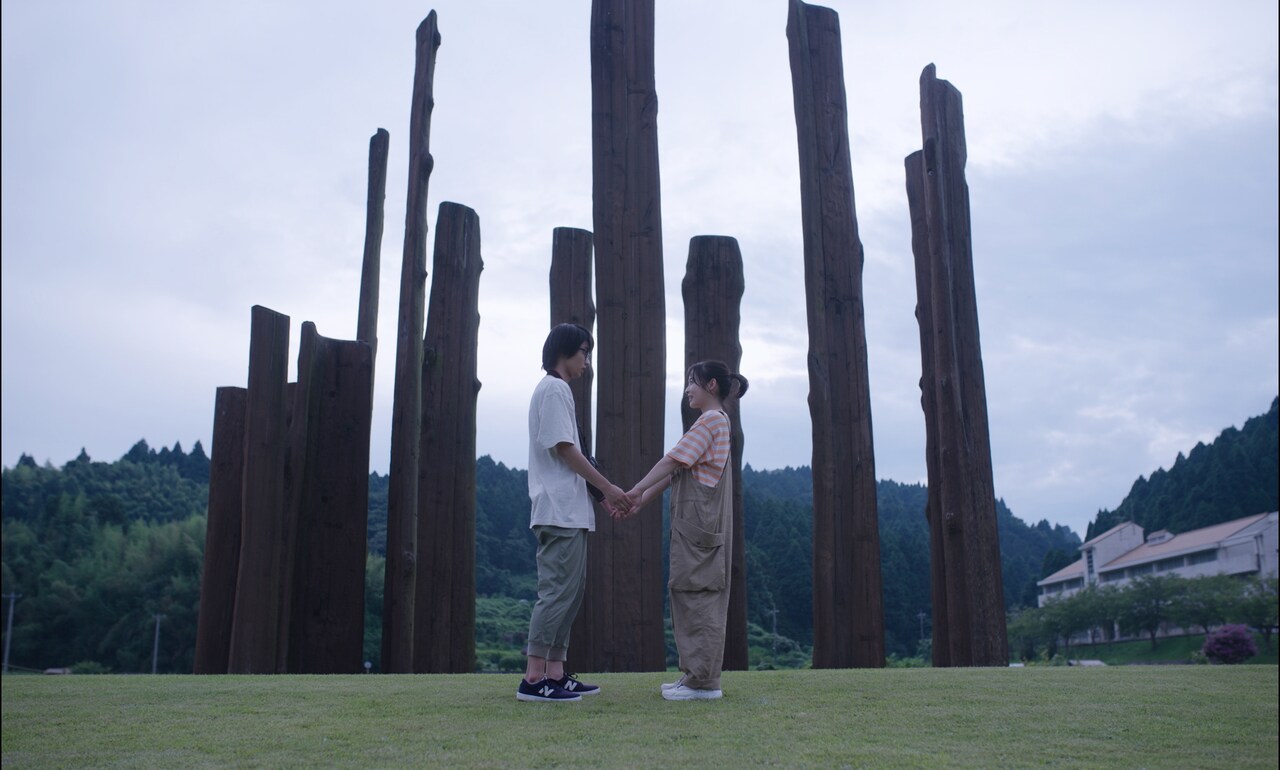 「君は放課後インソムニア」“私たちのゴール”真脇遺跡への到着シーン公開