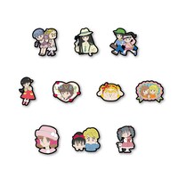 オリジナルグッズのピンバッジコレクション（ランダム全10種）。