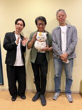 左からハライチ・岩井勇気、井上和彦、大森貴弘監督。