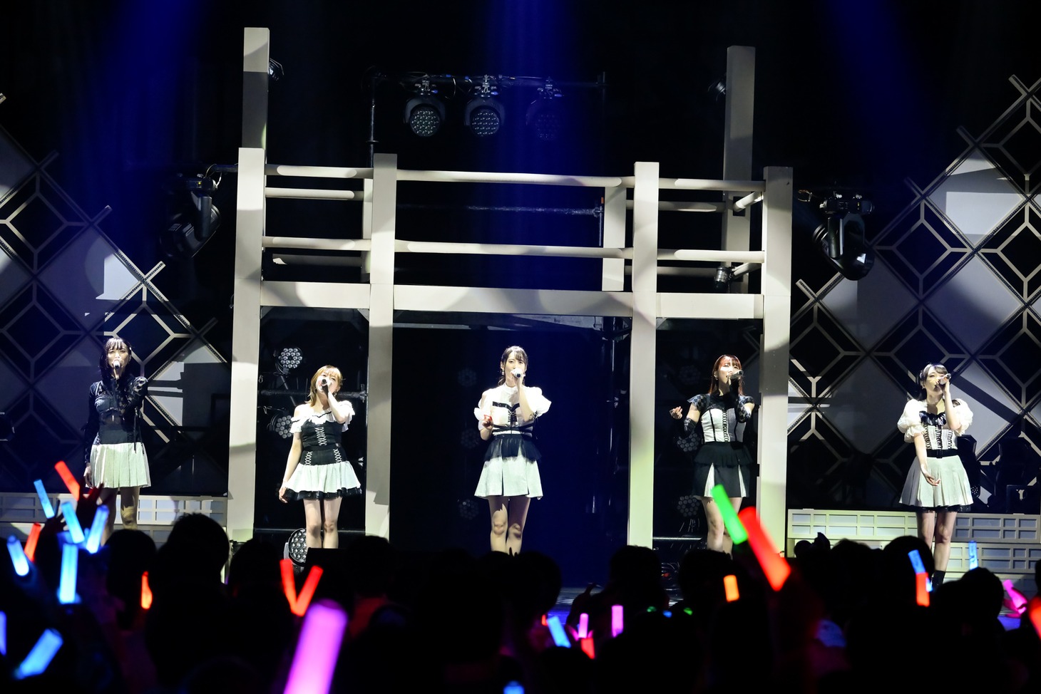 「i☆Ris 8th Live Tour 2023～わっしょい!!!!!～」の様子。