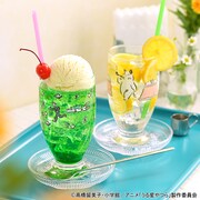 アデリアレトロ台付グラスの使用イメージ。