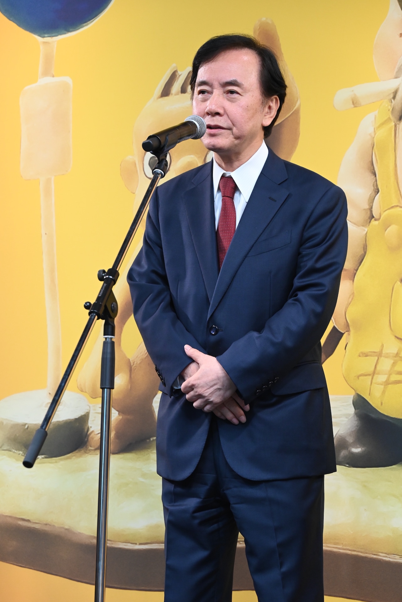開会セレモニーに登壇した日本テレビ代表取締役会長執行役員杉山美邦氏。 (c)Studio Ghibli
