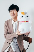 ニャンコ先生を持つ神谷浩史。