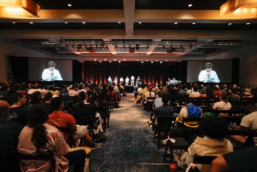 「AnimeExpo2023」のトークショーの様子。