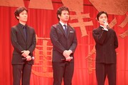 左から佐藤信介監督、三浦貴大、岡山天音。