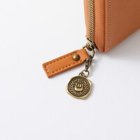 「夏目友人帳」コラボレーションの長財布。