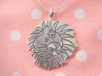 「サメヅカちゃんペンダント」