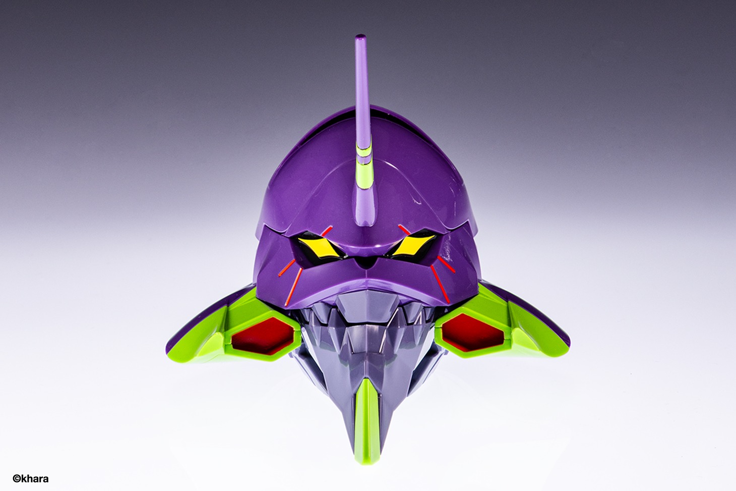 「EVANGELION x CASETiFY」より。