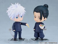 「ねんどろいど 五条悟 高専Ver.」（左）、「ねんどろいど 夏油傑 高専Ver.」（右）。