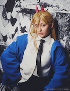 甲田まひる扮するパワー。