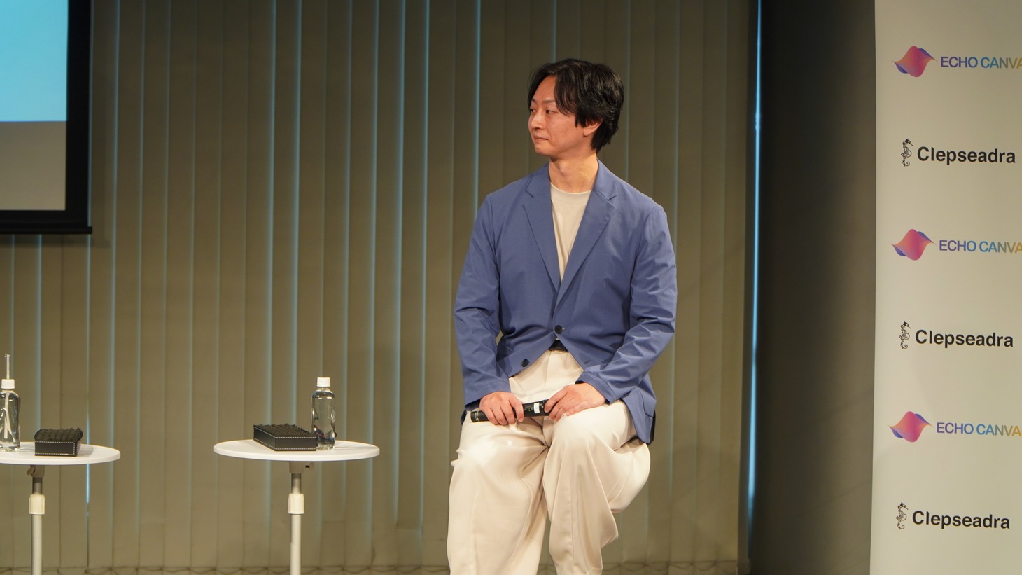 完成発表会の様子。