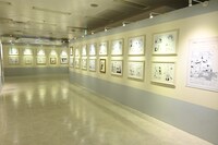「赤髪の白雪姫 原画展」の様子。
