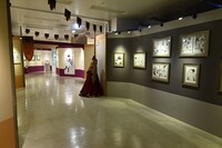 「赤髪の白雪姫 原画展」の様子。