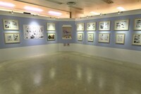 「赤髪の白雪姫 原画展」の様子。
