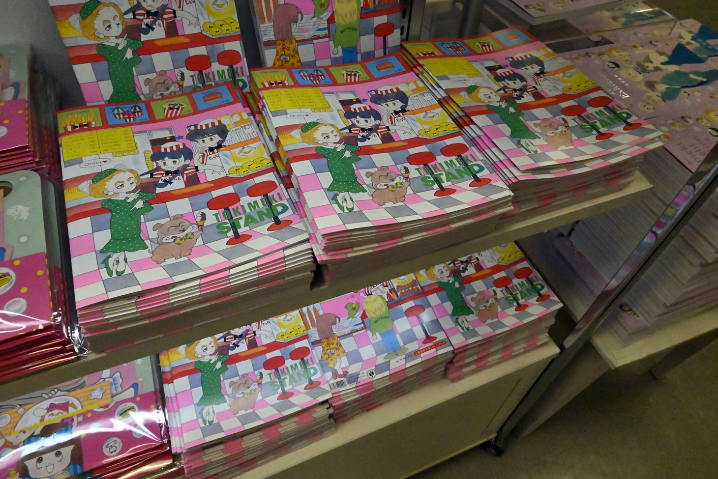 「ときめきトゥナイト展」で販売されるグッズ。 (c)池野恋／集英社