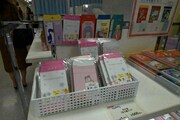 「ときめきトゥナイト展」で販売されるグッズ。 (c)池野恋／集英社