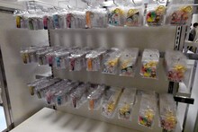 「ときめきトゥナイト展」で販売されるグッズ。 (c)池野恋／集英社