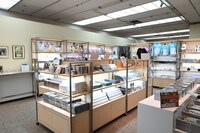 「SPY×FAMILY展」物販コーナー (c)遠藤達哉／集英社