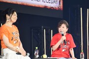 左から岡村明美、田中真弓。