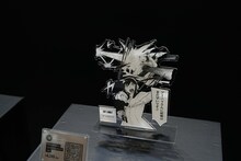 「SPY×FAMILY」のグッズ。 (c)遠藤達哉/集英社