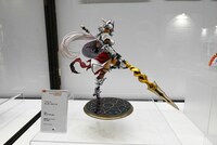 「FGO フィギュアラインナップ」の展示。